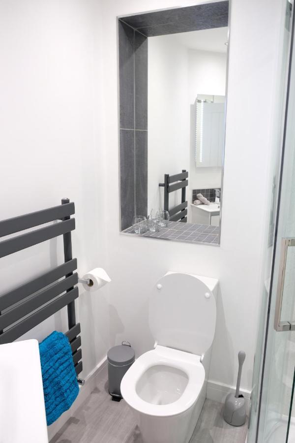 Rosemary House Brs Airport Accommodation Winford Εξωτερικό φωτογραφία